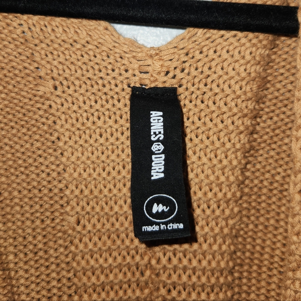 Womens Agnes + Dora Caramel Long sleeve Cardigan | Medium - Picture 6 of 8